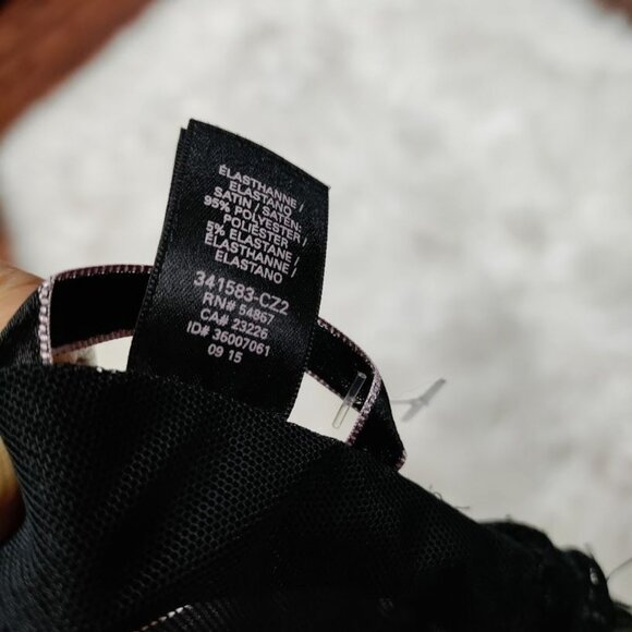 Victoria's Secret Sexy Black Sheer Lace Long Sleeve Bodysuit Women's Size 4C - Picture 7 of 10